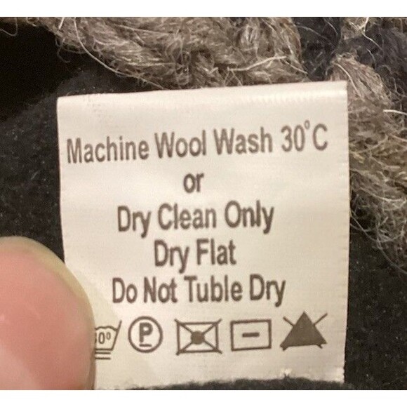 Pachamama Men's Wool Trapper Hat Winter Accessory Grey Made In Nepal With Tags - Picture 7 of 12